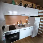 Excellent On The 6th Floor Apartman