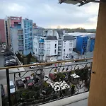 Excellent On The 6th Floor Apartman *