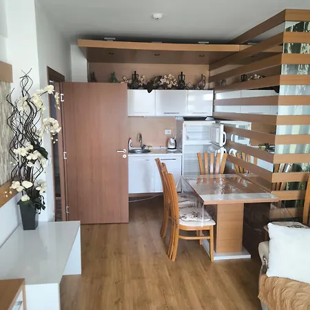 Two-bedroom On The 6th Floor *